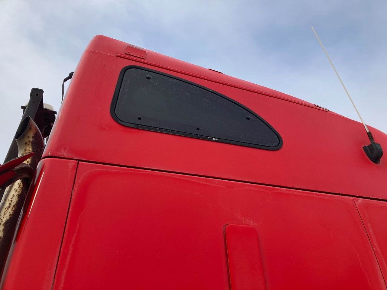 2002 Kenworth T2000 Sleeper Window For Sale Spencer, IA 25574722