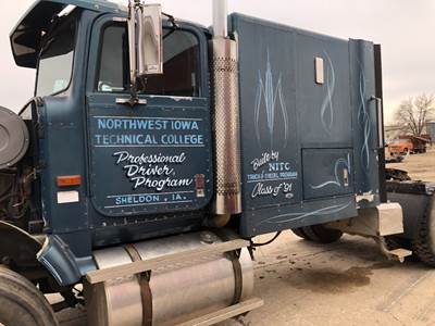 International 9400 Sleeper