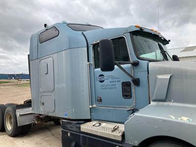 Kenworth T600 Sleeper