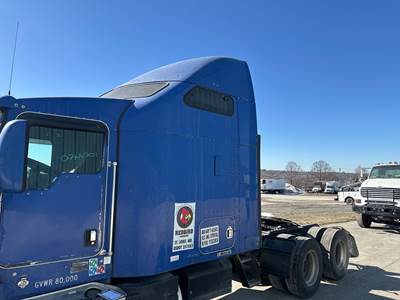 Kenworth T600 Sleeper