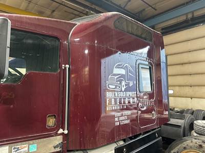 Kenworth T600 Sleeper