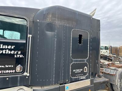 Kenworth T600 Sleeper