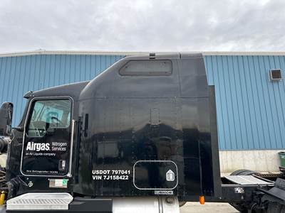 Kenworth T600 Sleeper