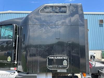 Kenworth T600 Sleeper