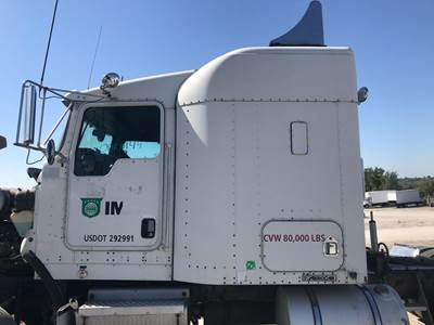 Kenworth T800 Sleeper