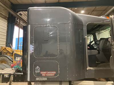 Kenworth T800 Sleeper