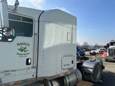 Kenworth T800 Sleeper