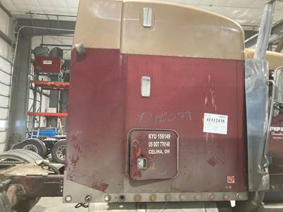 Peterbilt 379 Sleeper