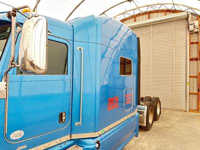 Peterbilt 386 Sleeper