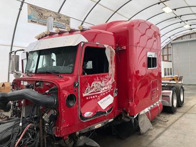 Peterbilt 389 Sleeper