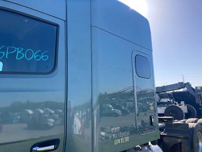 Peterbilt 579 Sleeper