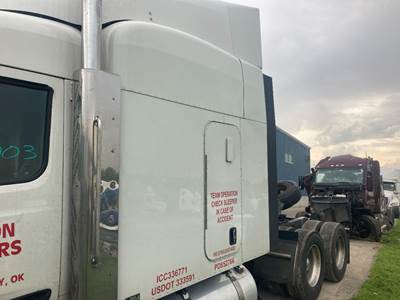 Peterbilt 579 Sleeper