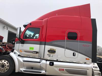 Peterbilt 579 Sleeper