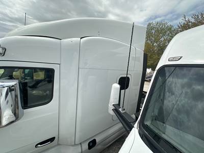 Peterbilt 579 Sleeper