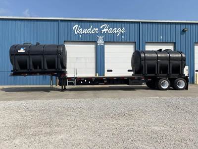 Demco LIQUID TENDER Trailer