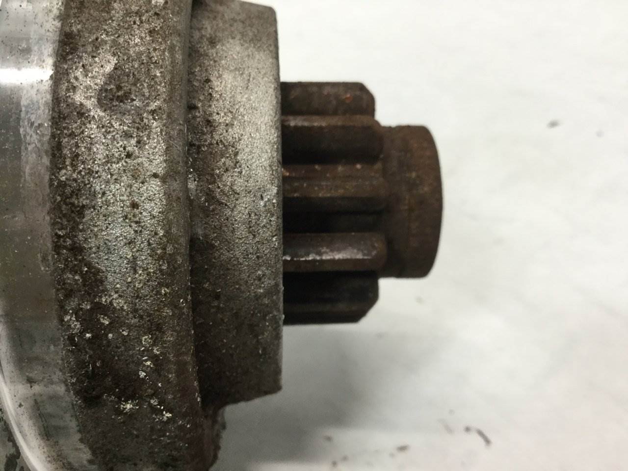 2005 MercedesBenz MBE 4000 Starter for a Freightliner Columbia 120 For