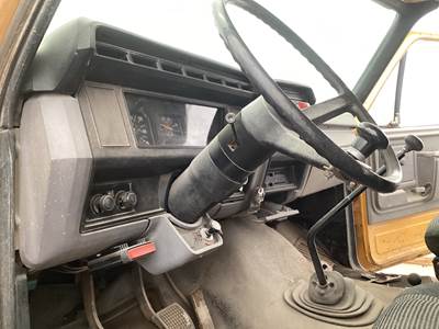 Ford F-700 Steering Column for a Ford F700