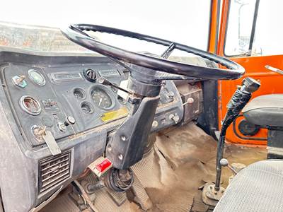 Ford LT8000 Steering Column