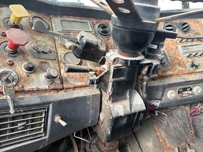 Ford LTLA9000 Steering Column