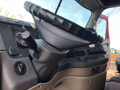 Freightliner Cascadia Steering Column