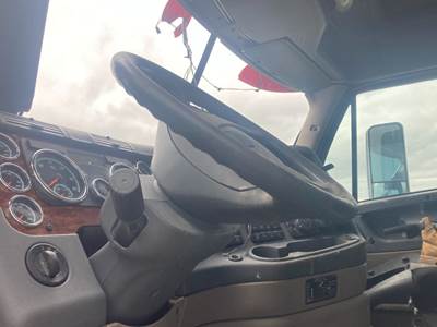 Freightliner Cascadia Steering Column