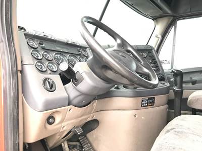Freightliner Cascadia Steering Column