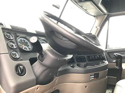 Freightliner Cascadia Steering Column