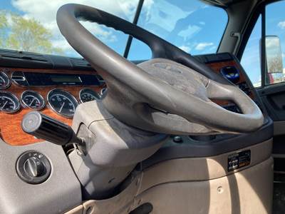 Freightliner Cascadia Steering Column