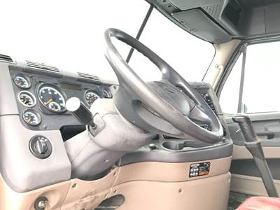 Freightliner Cascadia Steering Column