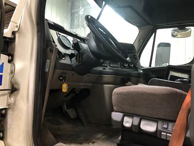 Freightliner Cascadia Steering Column