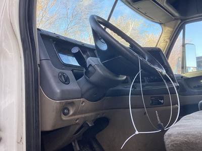 Freightliner Cascadia Steering Column