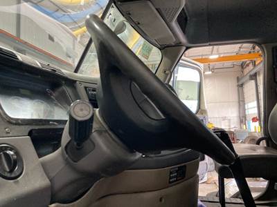 Freightliner Cascadia Steering Column
