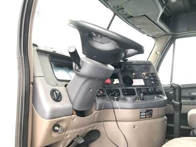 Freightliner Cascadia Steering Column