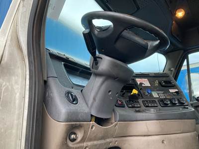 Freightliner Cascadia Steering Column