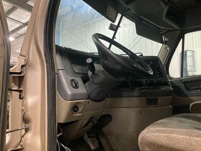 Freightliner Cascadia Steering Column