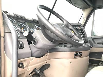 Freightliner Cascadia Steering Column