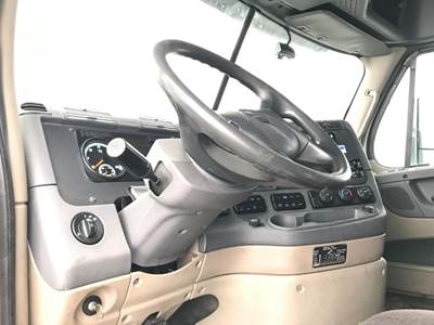 Freightliner Cascadia Steering Column