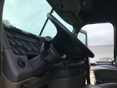 Freightliner Cascadia Steering Column