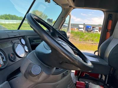 Freightliner Cascadia Steering Column