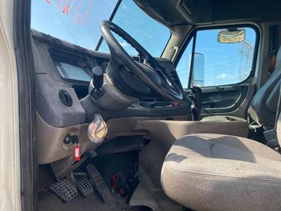 Freightliner Cascadia Steering Column