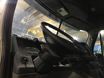 Freightliner Cascadia Steering Column