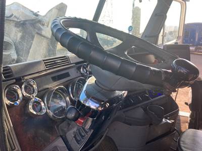 Freightliner Century Class 120 Steering Column for a Freightliner C120 Century