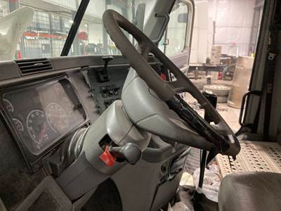 Freightliner Columbia 112 Steering Column