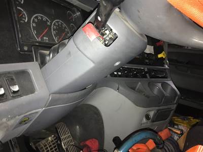Freightliner Columbia 120 Steering Column