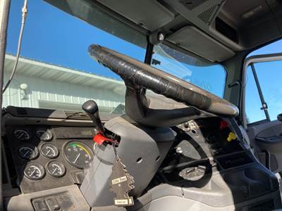 Freightliner Columbia 120 Steering Column