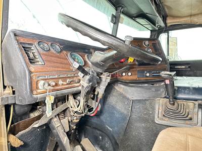 Freightliner FLA Steering Column