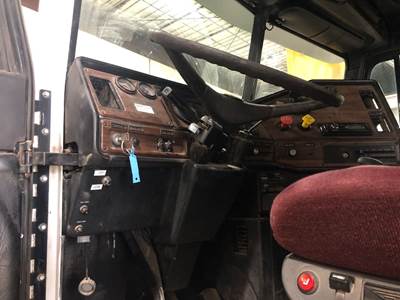 Freightliner FLD112 Steering Column