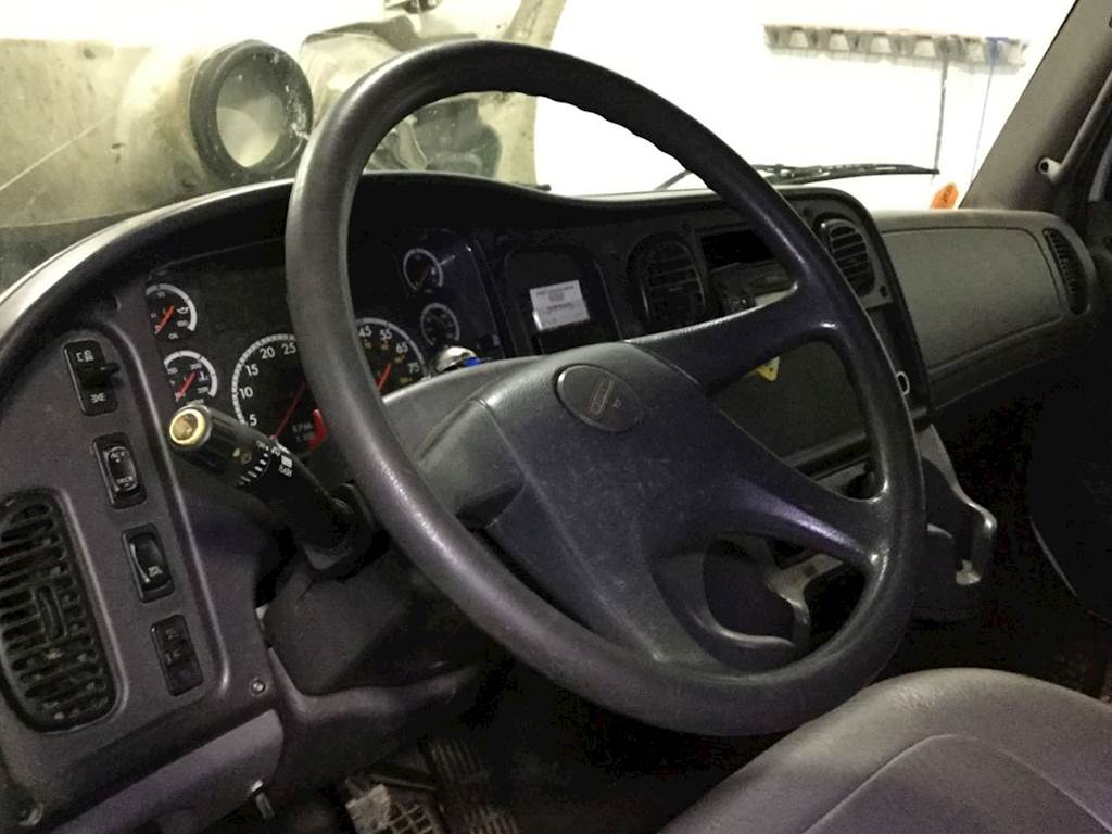 2005 Freightliner M2 106 Steering Column For Sale Sioux Falls, SD