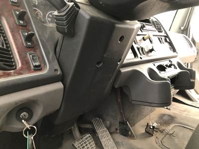 Freightliner M2 106 Steering Column