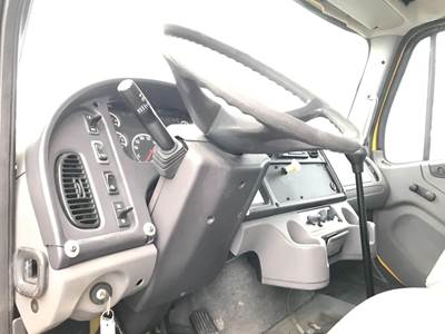 Freightliner M2 106 Steering Column